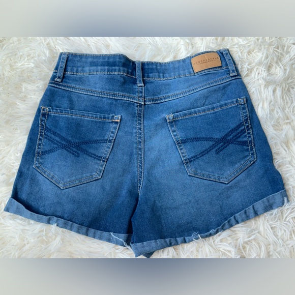 Aeropostale NYC High Waisted Denim Shorty Shorts, Size 0 - Picture 3 of 6